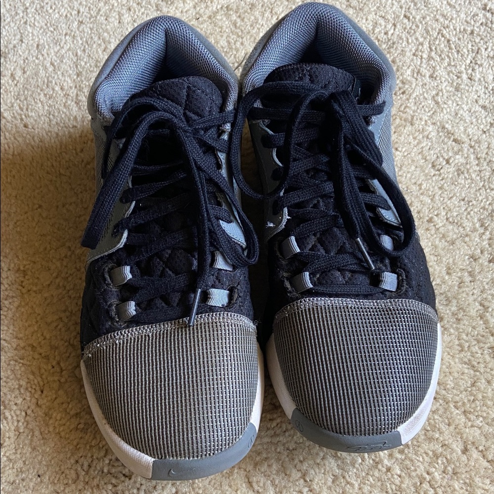 Men’s Nike size 8.5 - Picture 2 of 6